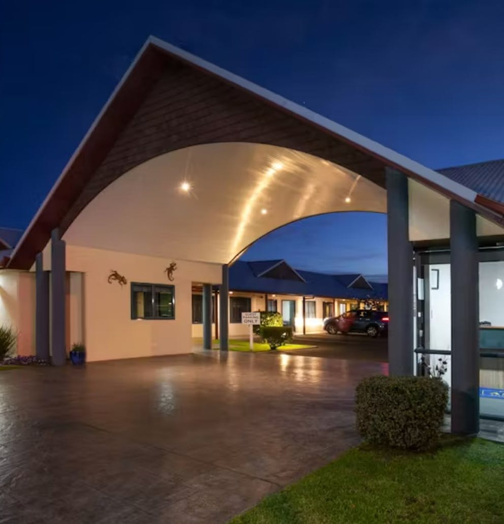 ASURE Albert Park cropped