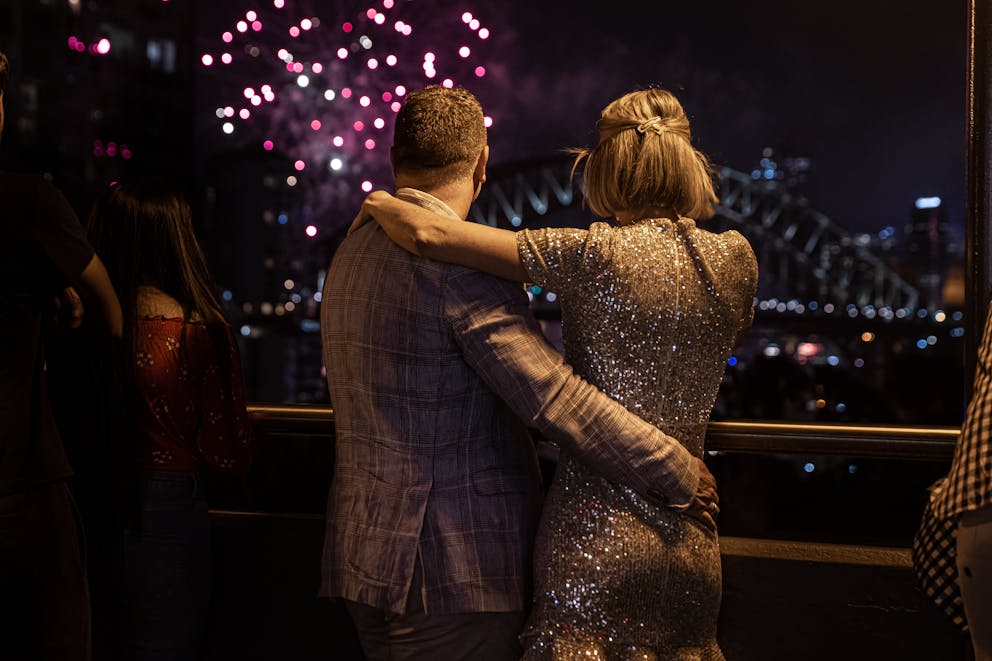 View Sydney NYE 2021 Couple Bridge 6